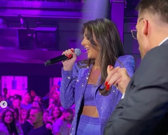 ANASTASIJA ZAPALILA PARIZ! Fanovi oduševljeni! (VIDEO)