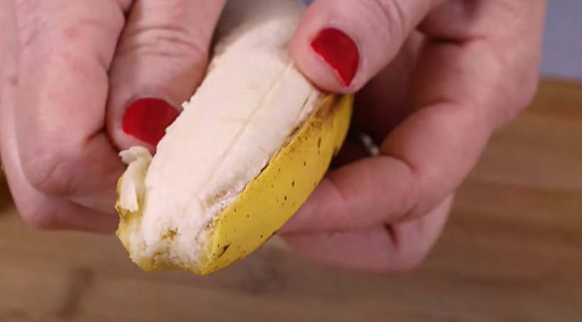 MED I BANANA: Kombinacija koja će riještit bol grla, stomačnih tegoba i kašlja!