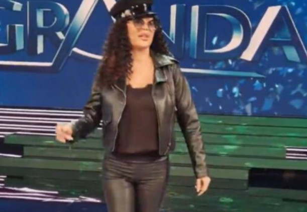 Ceca potpuno promijenila izgled, šokirala fanove novim fotkama! (FOTO)