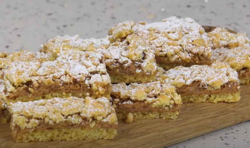 "ČUPAVA KATA" VRAĆA U DJETINJSTVO! Kolač koji su pravile bake, a i danas zauzima prvo mjesto među poslasticama! (VIDEO)