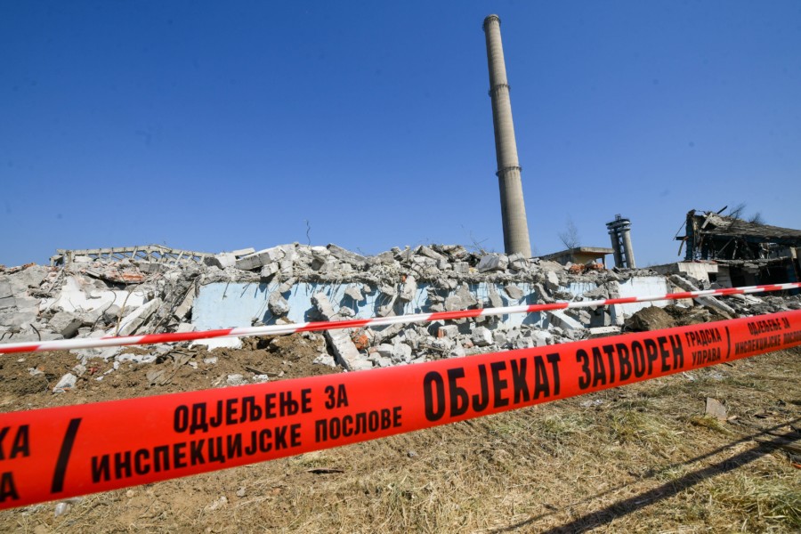 RADOVIMA NA UKLANJANJU NE NAZIRE SE NI POČETAK Piralen zakopan u komunikaciji nadležnih