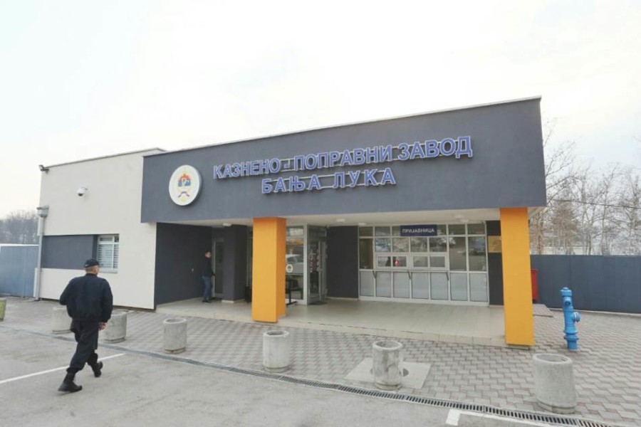 PACIJENTKINJI IZ PRIJEDORA IZVADIO POGREŠAN ORGAN! Bez opravdanog medicinskog razloga odstranio desni jajnik