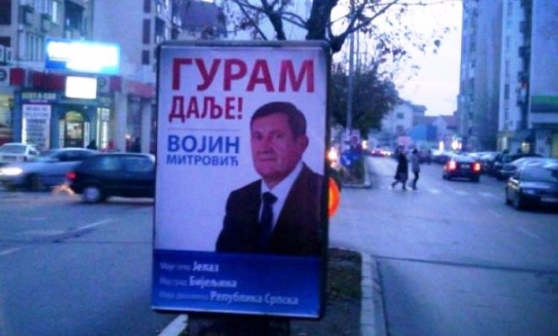 "ISPARILA" KAPARA Ministar Vojin Mitrović izgubio torbicu sa 20.000 evra