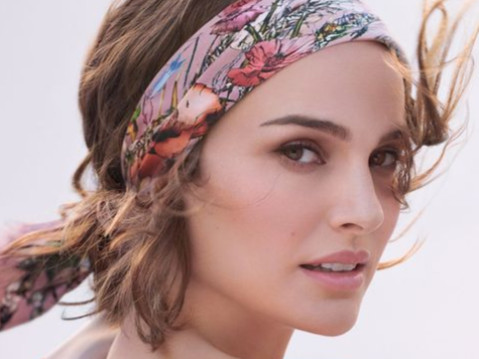 NATALI PORTMAN ZABLISATALA! Svi pali u njenu sjenu na crvenom tepihu (FOTO)