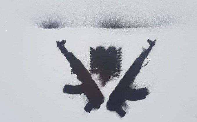 GRAFITI TERORISTIČKE OVK na zgradi konzulata Srbije u Štutgartu