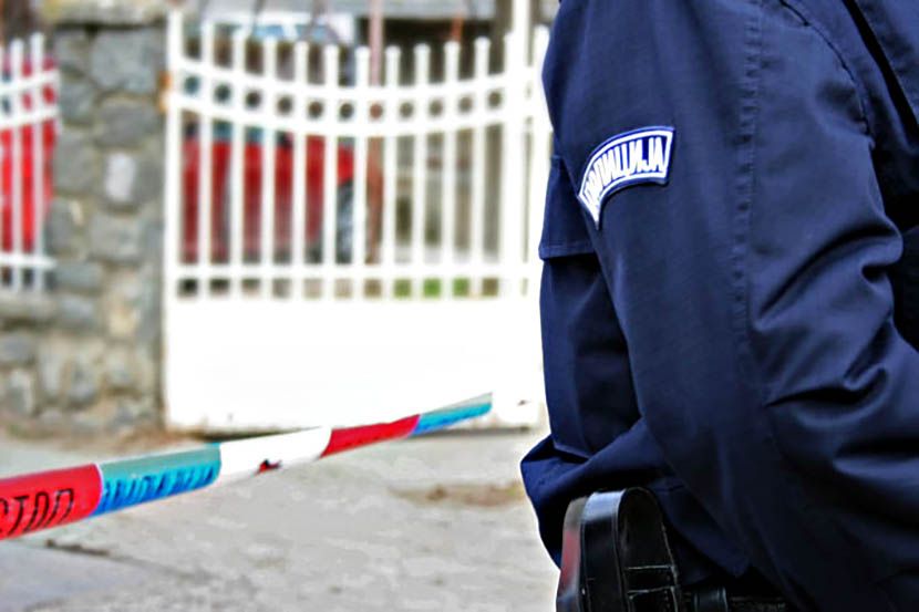 SUMNJA SE DA JE OVO MOTIV JEZIVOG ZLOČINA Žena koja je ugušila majku kesom nije njena biološka kćerka