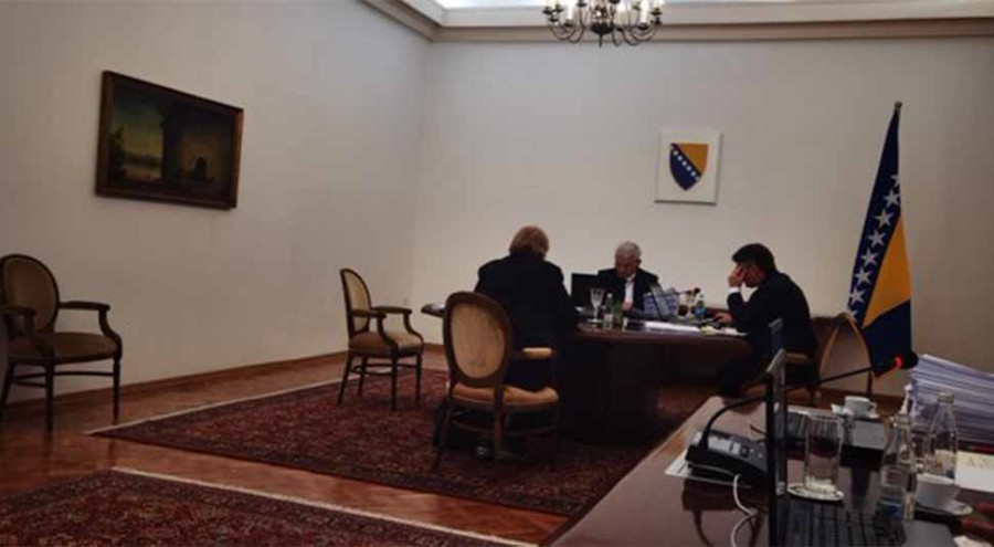 MUSLIMANSKI UDAR NEĆEMO TRPITI! Dodik napustio dio sjednice Predsjedništva zbog Bisere Turković