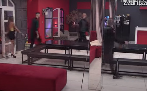 ŽESTOKA SVAĐA! Car nasrnuo na Dina, umiješao se Miki i nastao karambol!