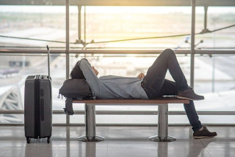 NIJE JEDINI STANAR! Kinez 14 godina živi na aerodromu zbog "zvocanja" porodice
