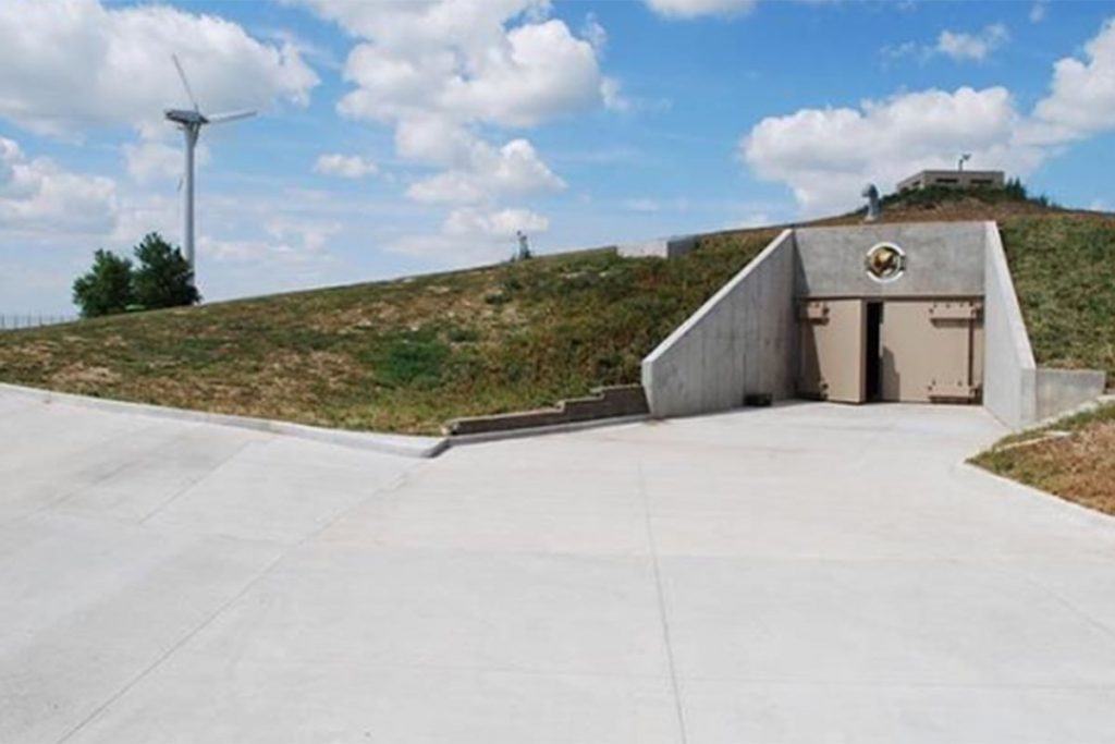 DOČEKAJTE SMAK SVIJETA U LUKSUZU?! Zavirite u bunker rezervisan za bogataše