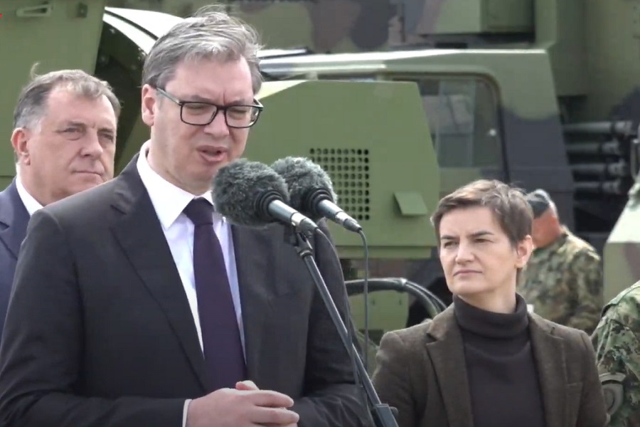 ALEKSANDAR VUČIĆ: Srpska vojska jača nego što je bila! (VIDEO)