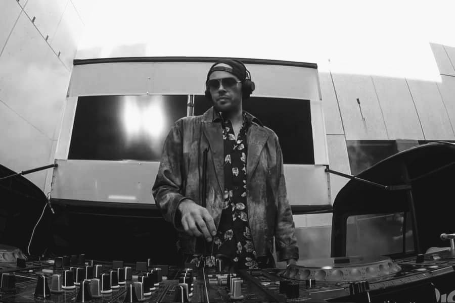 VELIKI UDARAC ZA MUZIČKU SCENU, preminuo slavni DJ!