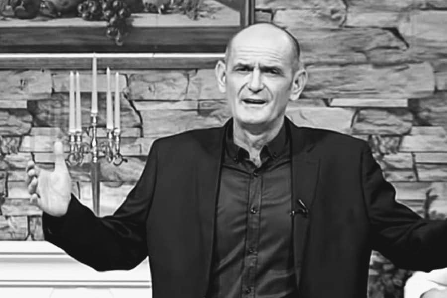 LAZO PAJČIN PREŽIVIO STRAŠNI LOGOR: Rat proveo u uniformi, a pjevao samo o Krajini!