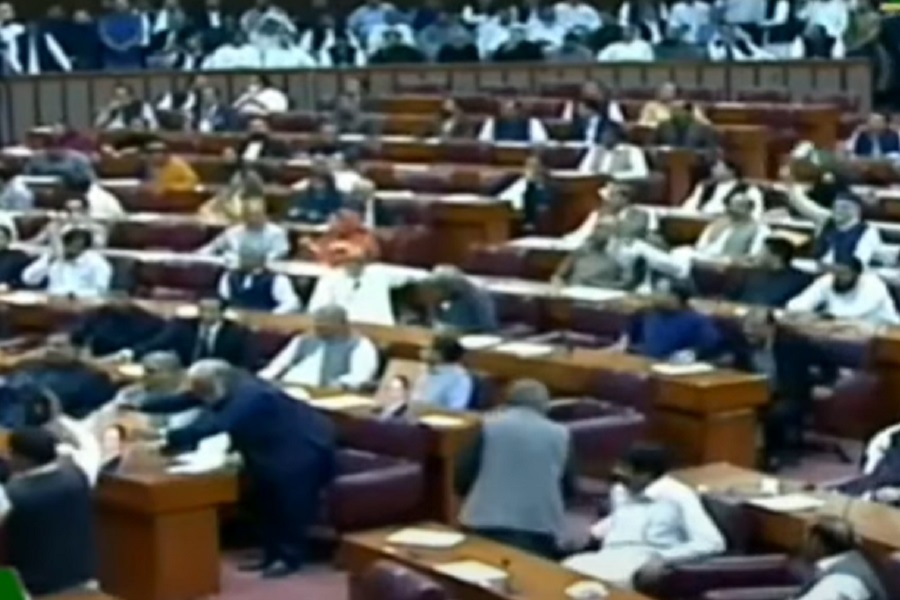 PAKISTANSKI PARLAMENT izabrao novog premijera države!