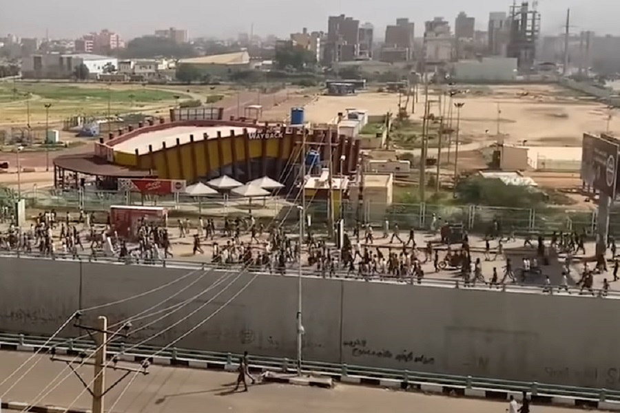 PROTESTI KRENULI PO ZLU, desetine povrijeđenih učesnika, upisan i smrtni slučaj! (VIDEO)