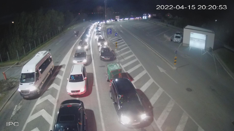 VOZAČI, BUDITE STRPLJIVI: Pojačan intenzitet saobraćaja na više prelaza u BiH (FOTO)