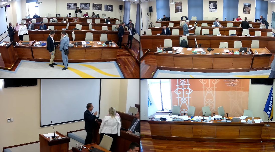 APSURDNA SITUACIJA U SKUPŠTINI: Odbornici nisu postavljali pitanja – jer poste?!