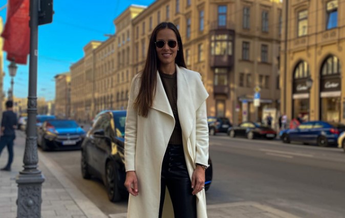 BIVŠA TENISERKA! Ana Ivanović oduševila elegancijom (FOTO)