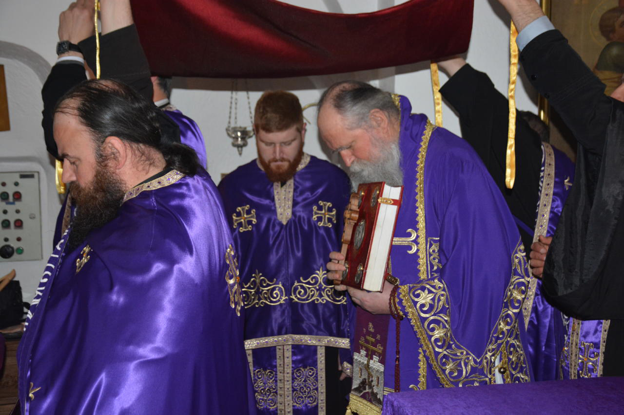 MITROPOLIT U CETINJSKOM MANASTIRU služio večernje bogosluženje