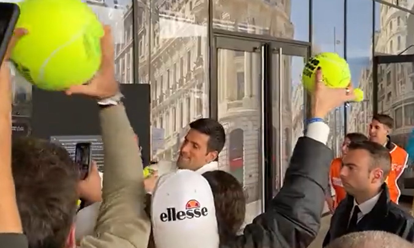 NOLE IZAZVAO POMETNJU! Španci opkolili Đokovića (VIDEO)