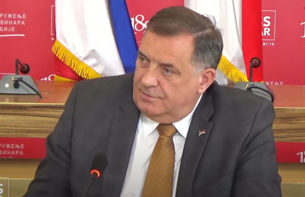 "NISAM BIRAN DA VAMA POLAŽEM RAČUNE, NE PRIZNAJEMO VISKOKOG PREDSTAVNIKA" Bez dlake na jeziku - Objelodanjen razgovor Dodika i Trasove