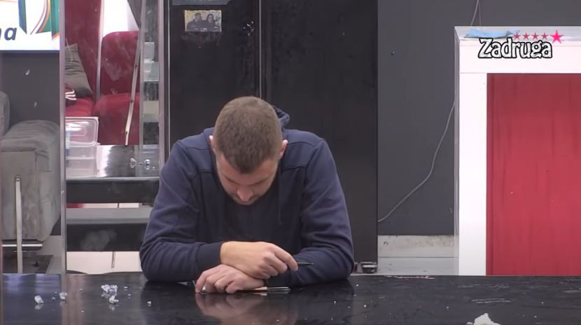 GRUJA OTVORIO DUŠU O DUGOVIMA, ZELENAŠIMA, PROPALOJ KARIJERI I BRAKU: "Prokockao sam dva stanu u Beogradu" (VIDEO)