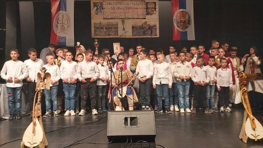 GUSLARSTVO IMA BUDUĆNOST: Mladi ljubitelji tradicije takmičili se na festivalu u Nikšiću
