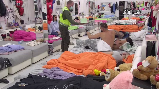 OVO NIJE OČEKIVAO! Obezbjeđenje ga prekinulo u vreloj akciji: Stiglo iznenađenje za Marka (VIDEO)