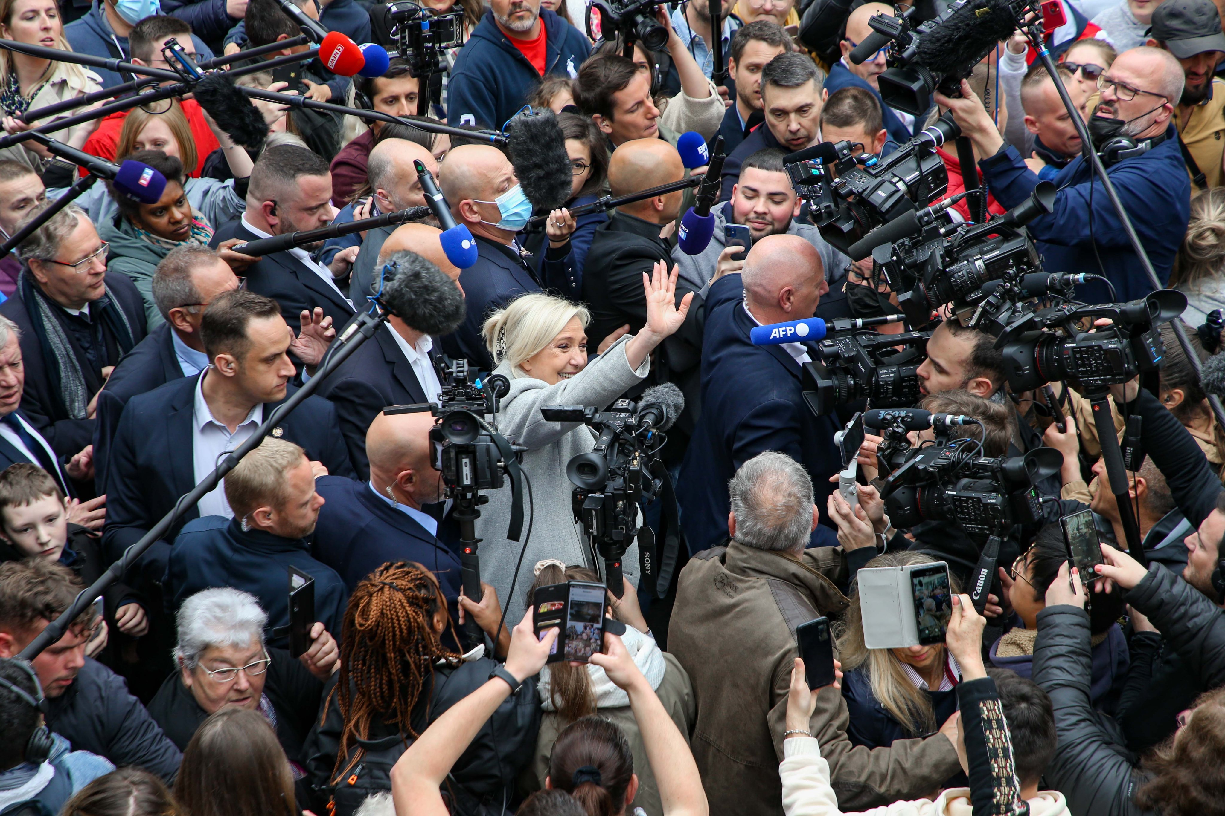 MARIN LE PEN: Drugi mandat za Makrona bi bio "socijalna katastrofa" (VIDEO)