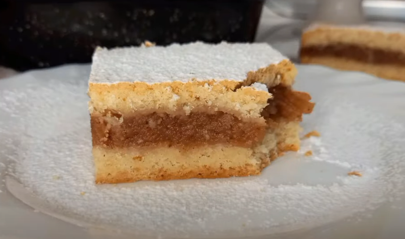 NAJBOLJI STARINSKI RECEPT KOJI VRAĆA U DJETINJSTVO! Pita od jabuka sa cimetom!