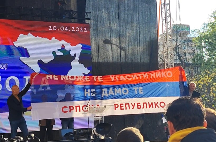 ANKETA MEĐU GRAĐANIMA O SITUACIJI U RS: Ako je ugrožen samo jedan list Srpske, mi ga ne smijemo dati! (FOTO/VIDEO)