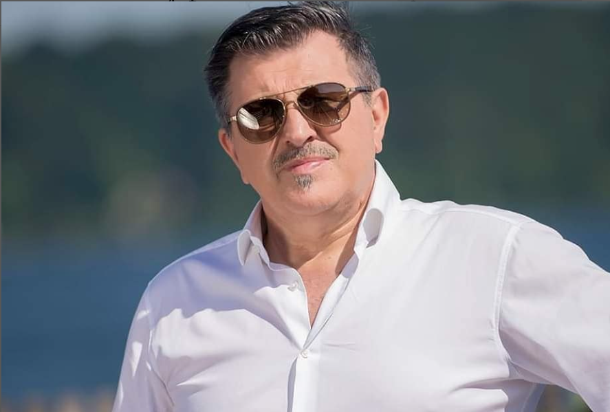 (FOTO/VIDEO) PRAVI DŽENTLMEN! Šerif Konjević živi život iz snova: Ima jednu od najluksuznijih vila na estradi, a evo kome je prepisao svu svoju imovinu