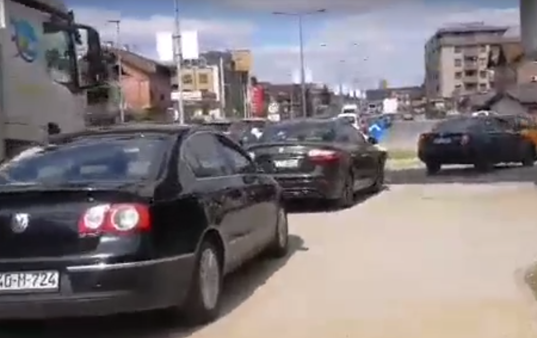 (ANKETA) BAHATO PONAŠANJE ZA VOLANOM: Banjalučani pronašli način kako izbjeći gužvu (VIDEO)