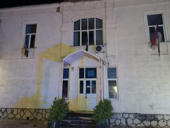 U LJUBINJU NA STAMBENIM OBJEKTIMA i zgradi opštine pričinjena materijalna šteta
