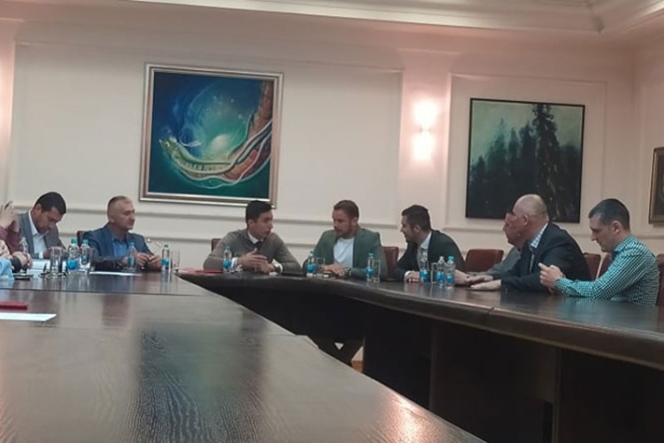 ISHOD SE ZNA?! Skupština Banjaluke 17. maja o novom cjenovniku za javni prevoz