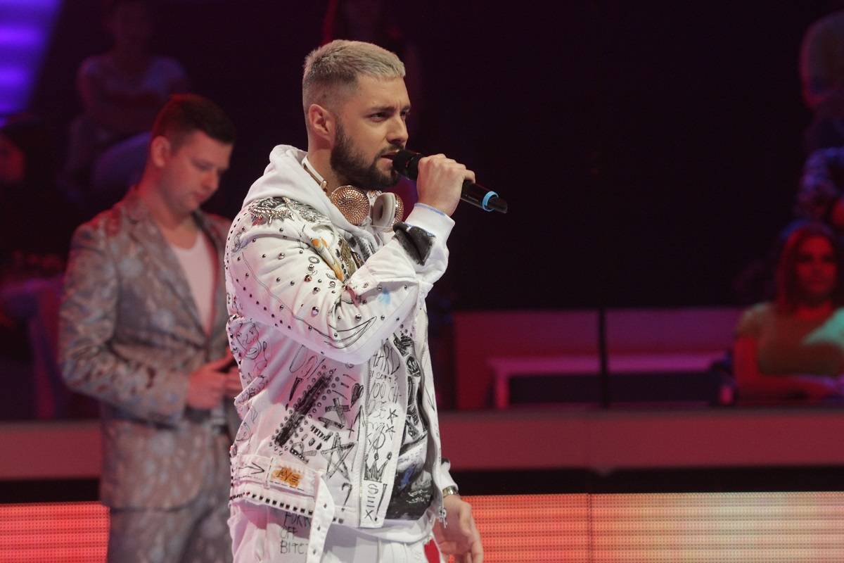 "BRANIO SAM DIPLOMSKI IZ KAFANE" Popularni pjevač otkrio nepoznate detalje iz privatnog života