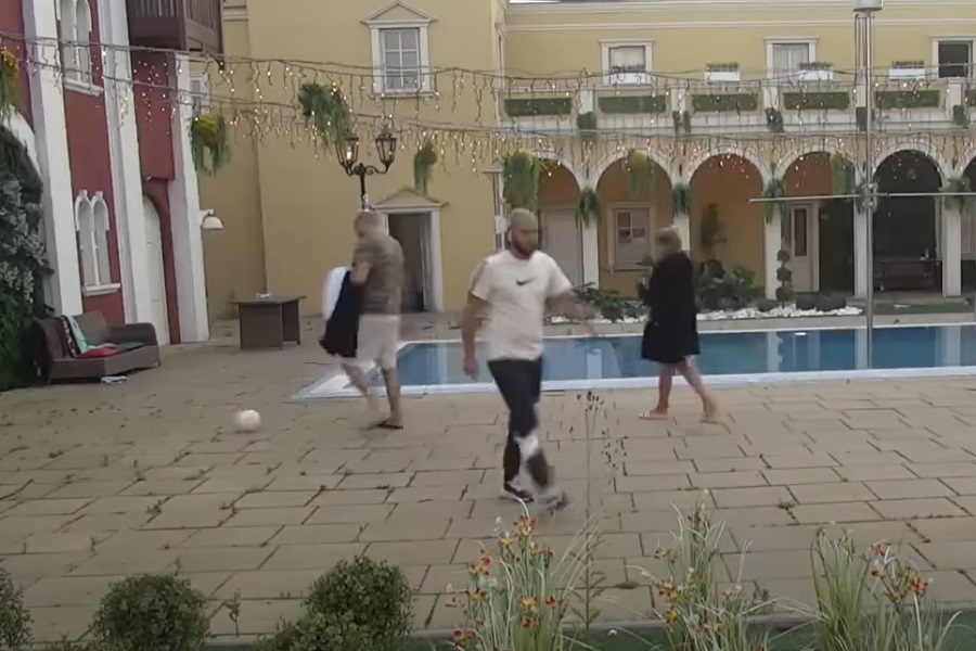 ATMOSFERA HLADNIJA OD LEDA U ZADRUZI Bivši supružnici "mrtvi ladni" jedni kraj drugih (VIDEO)
