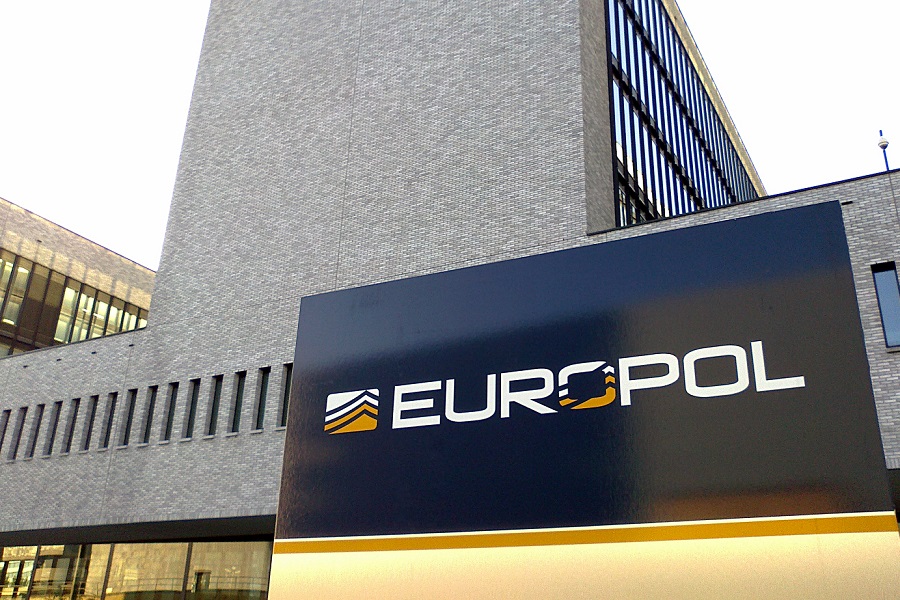 EVROPOL I BiH NA KORAK OD POTPUNE SARADNJE Kontakt tačka nije spremna za razliku od oficira