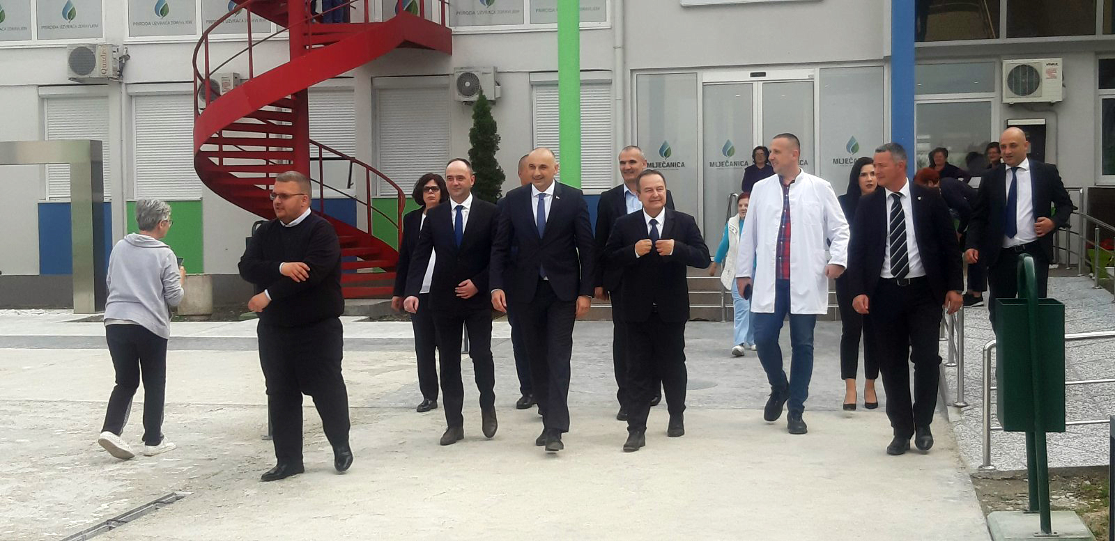 IVICA DAČIĆ PORUČIO: Srbija će nastojati da pomogne dalji razvoj "Mlječanice"