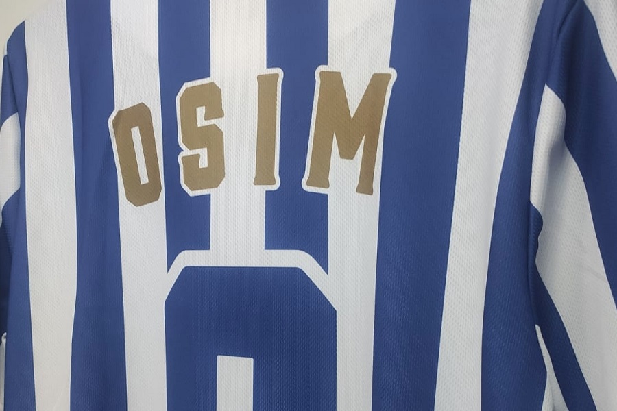 GUŽVA NA GRBAVICI ZBOG IVICE OSIMA Retro dresovi legende raspodati za nekoliko sati, sutra nova cijena