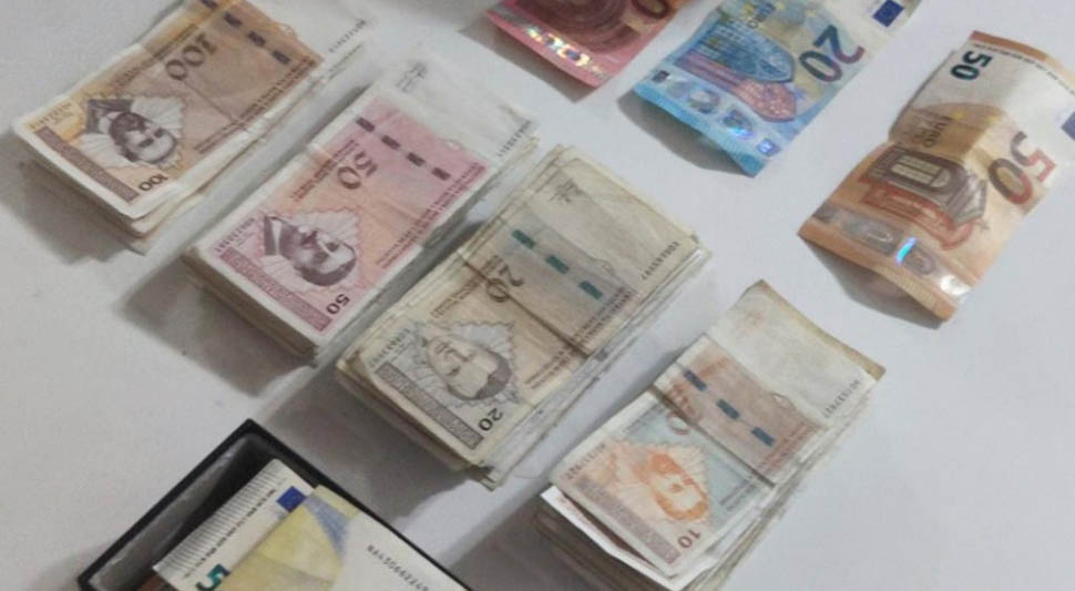 PRETRESI NA 39 LOKACIJA: Uhapšeno pet osoba