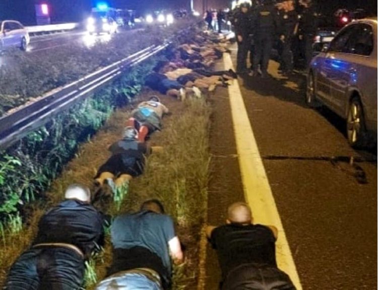 RANJENA ČETIRI NAVIJAČA Policija u Hrvatskoj ispalila 33 metka
