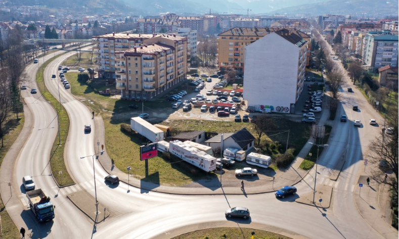 BANJALUKA "RATUJE" OKO PRIVATNOG DVORIŠTA? Kome (ne)smeta Zid smrti na Rebrovcu?