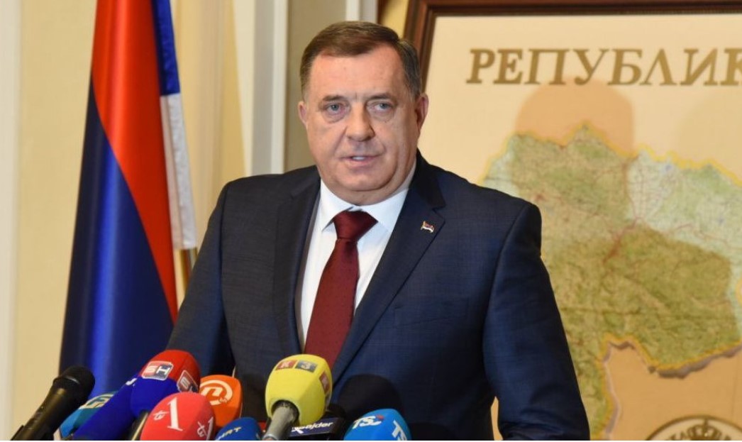 "DRINA JE ZELENA GROBNICA ZA VIŠE OD 6 HILJADA NEVINIH SRBA" Dodik odao počast žrtvama ustaške torture u Starom Brodu