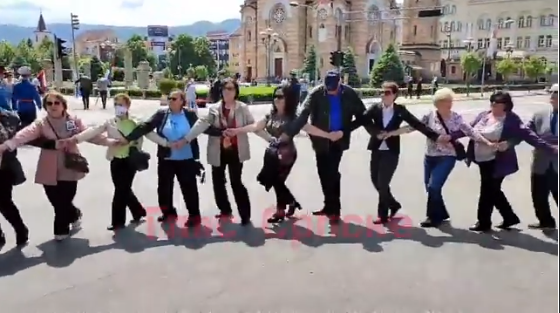 KOZARAČKO KOLO u centru Banjaluke (VIDEO)