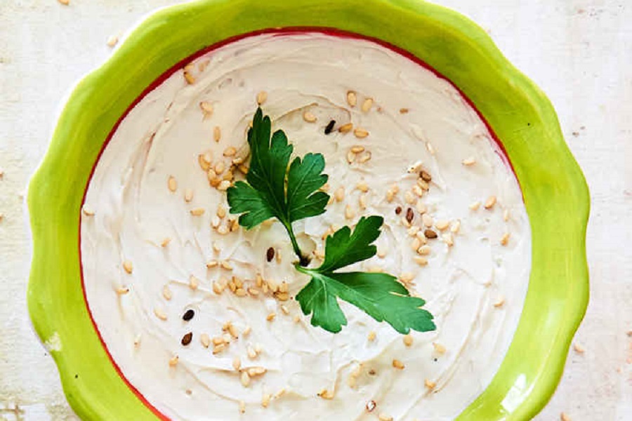 LAGAN DORUČAK: Spremite sir sa susamom