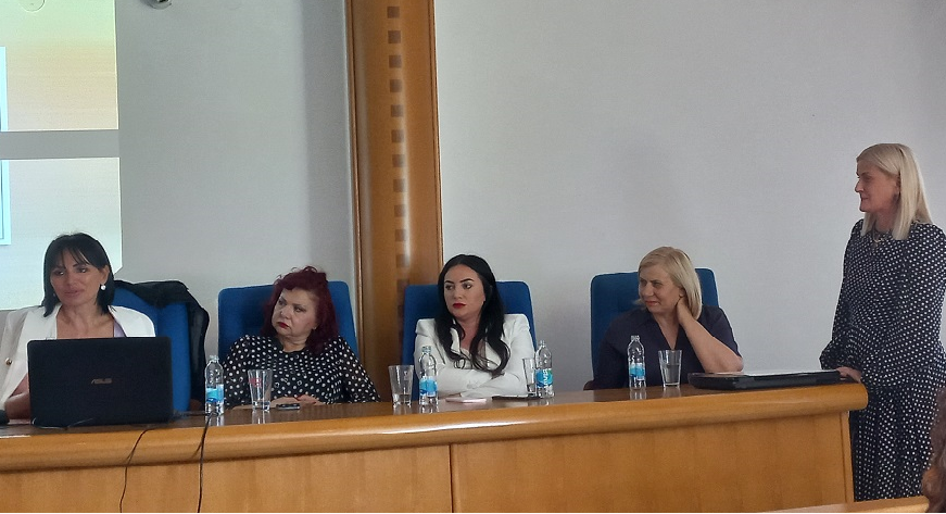 SVJETSKI DAN UPALNIH BOLESTI CRIJEVA Kada stomak diktira tempo života, to je alarm da se javite ljekaru (FOTO/VIDEO)