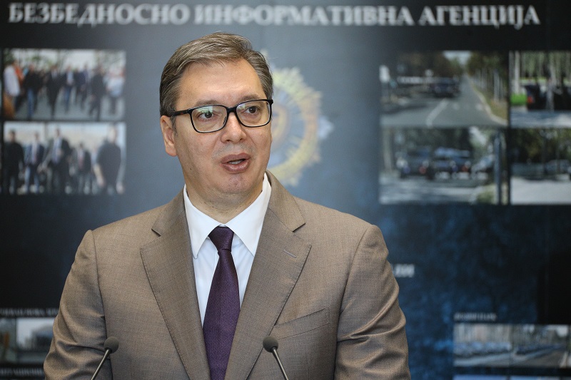 Aleksandar Vučić gostuje u čuvenoj američkoj emisiji na Newsmaxu: Intervju najavljen i na Tajm Skveru