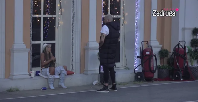 LJUBOMORNE SCENE Dalila napala Cara da muva Sandru Rešić te se ponovo morala pravdati zbog Anđela