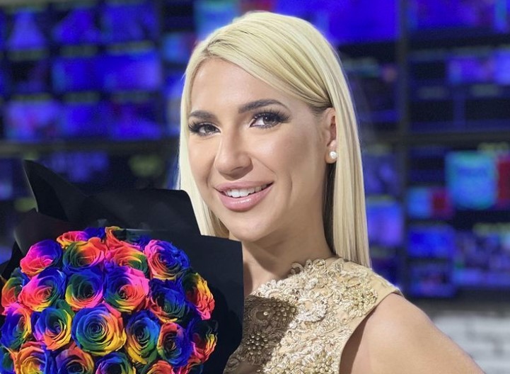 JOVANA JEREMIĆ POKAZALA ZAVODLJIVE BUTINE Haljina nikad kraća, sijeva na sve strane (FOTO/VIDEO)